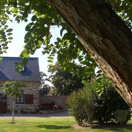 Chambres D'Hotes Les Sageais Baguer-Morvan Kültér fotó