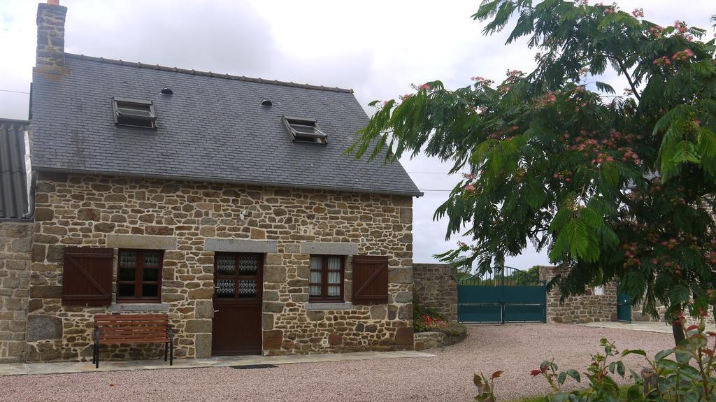 Chambres D'Hotes Les Sageais Baguer-Morvan Kültér fotó